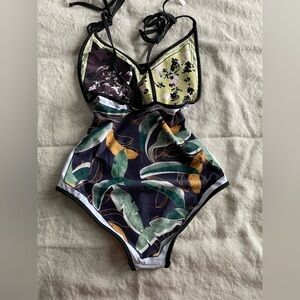Visual Moods Swim Reversible Bathing Suit NEW Size Large One-Piece Resort-wear